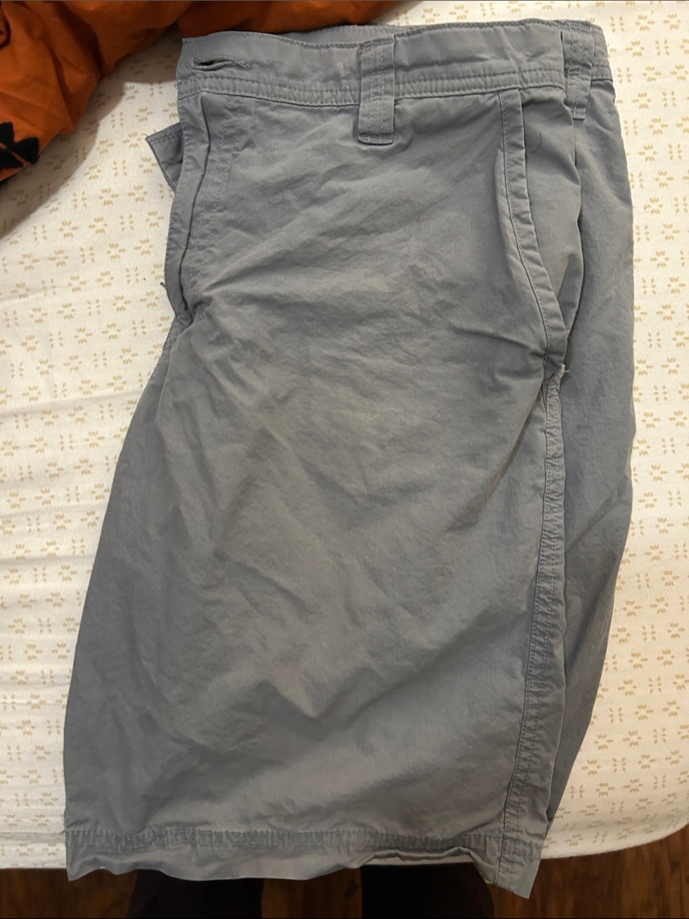 Columbia Men's Light Gray Chino Shorts
